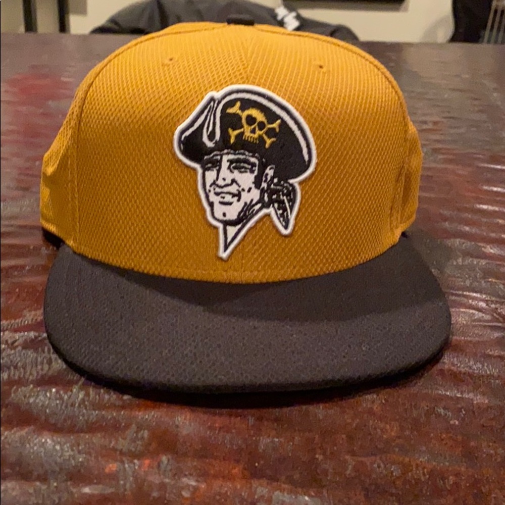 Pittsburgh Pirates New Era cap